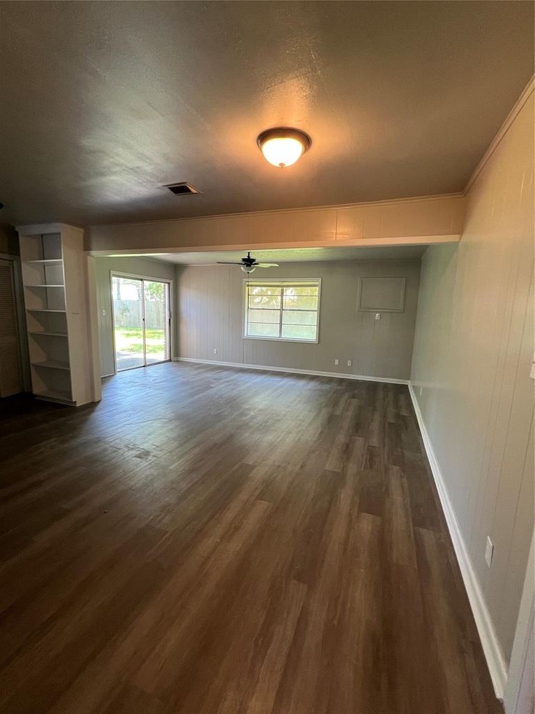 1621 Tech Avenue - Photo 7