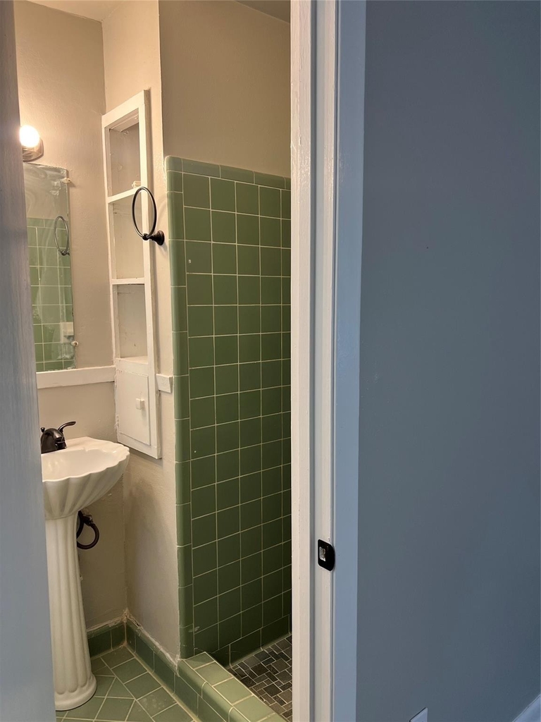 1621 Tech Avenue - Photo 13