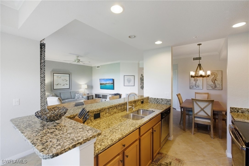 9844 Venezia Circle - Photo 14