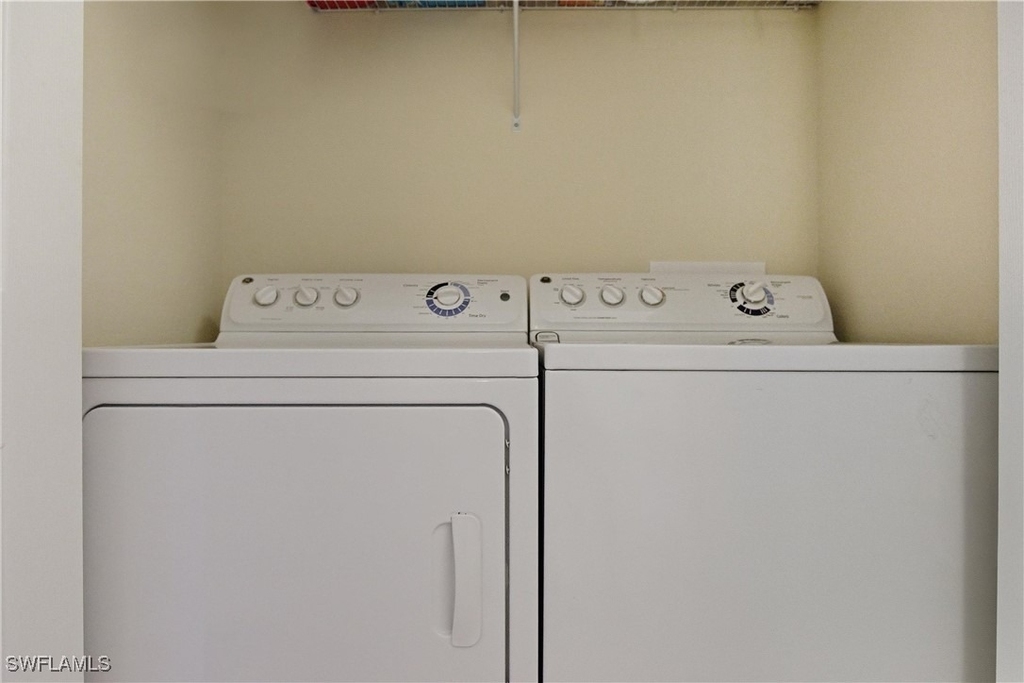 9844 Venezia Circle - Photo 39