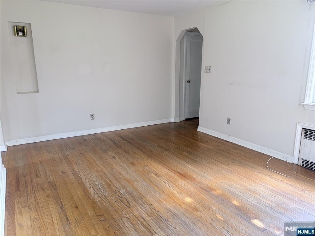 284 Main - Photo 5