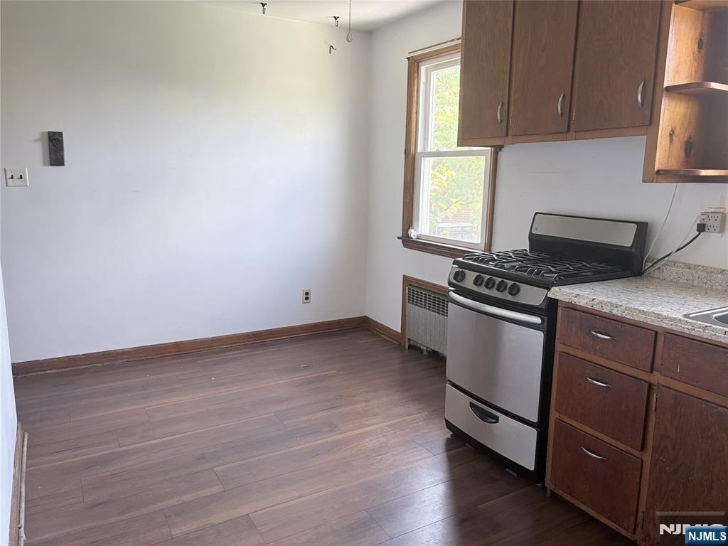 284 Main - Photo 12