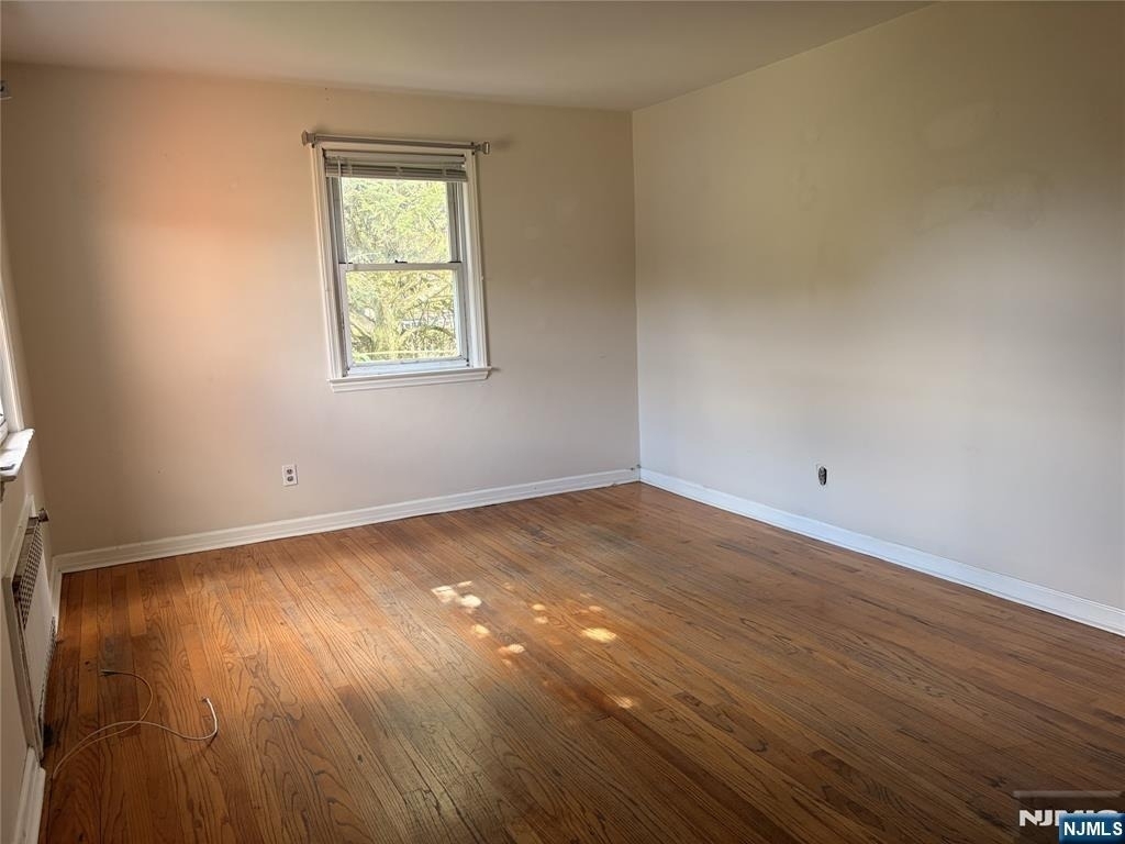 284 Main - Photo 8