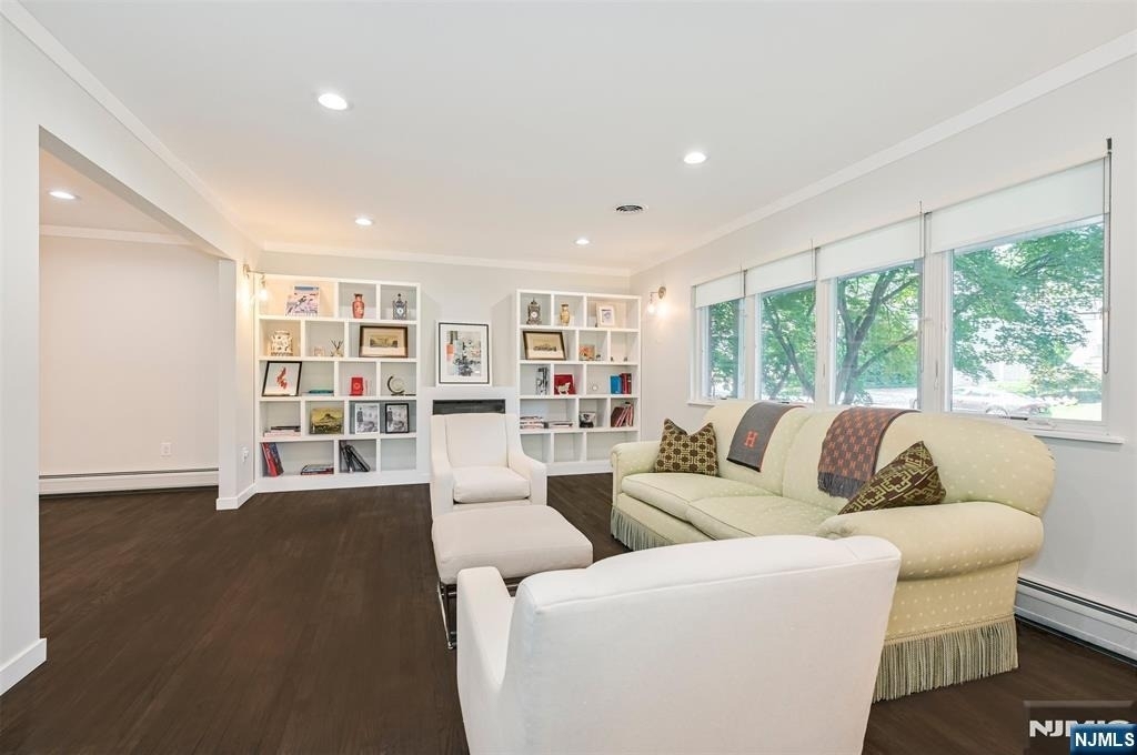 39 Hickory - Photo 5
