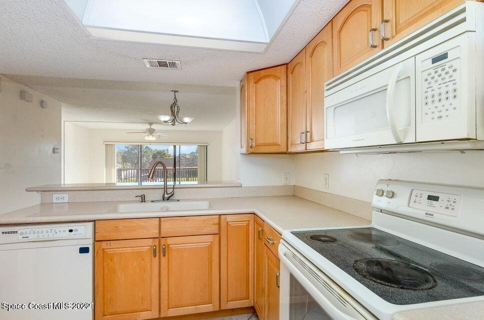 1595 N Atlantic Avenue - Photo 8