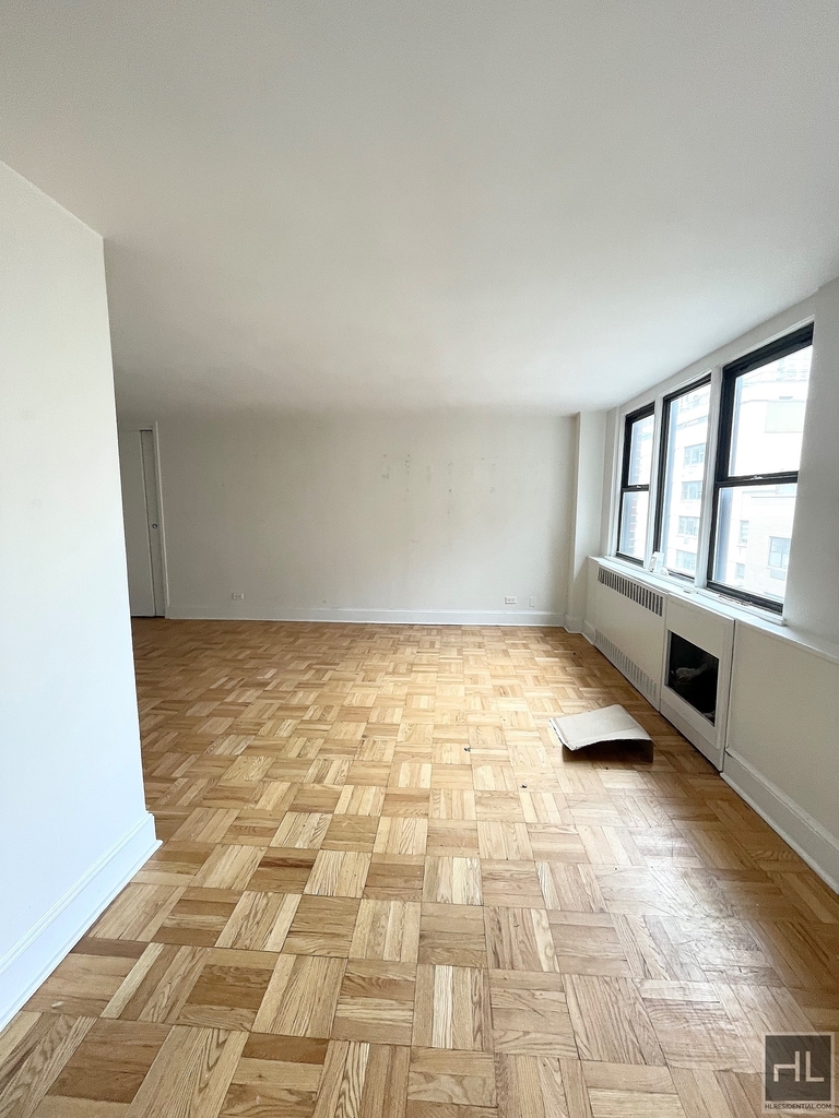 East 79th Street - Photo 1