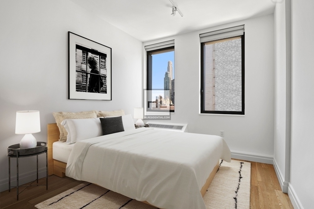 West 54th Street - Photo 3