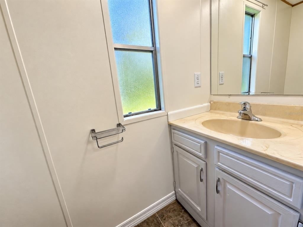 18100 Spangler Avenue - Photo 6