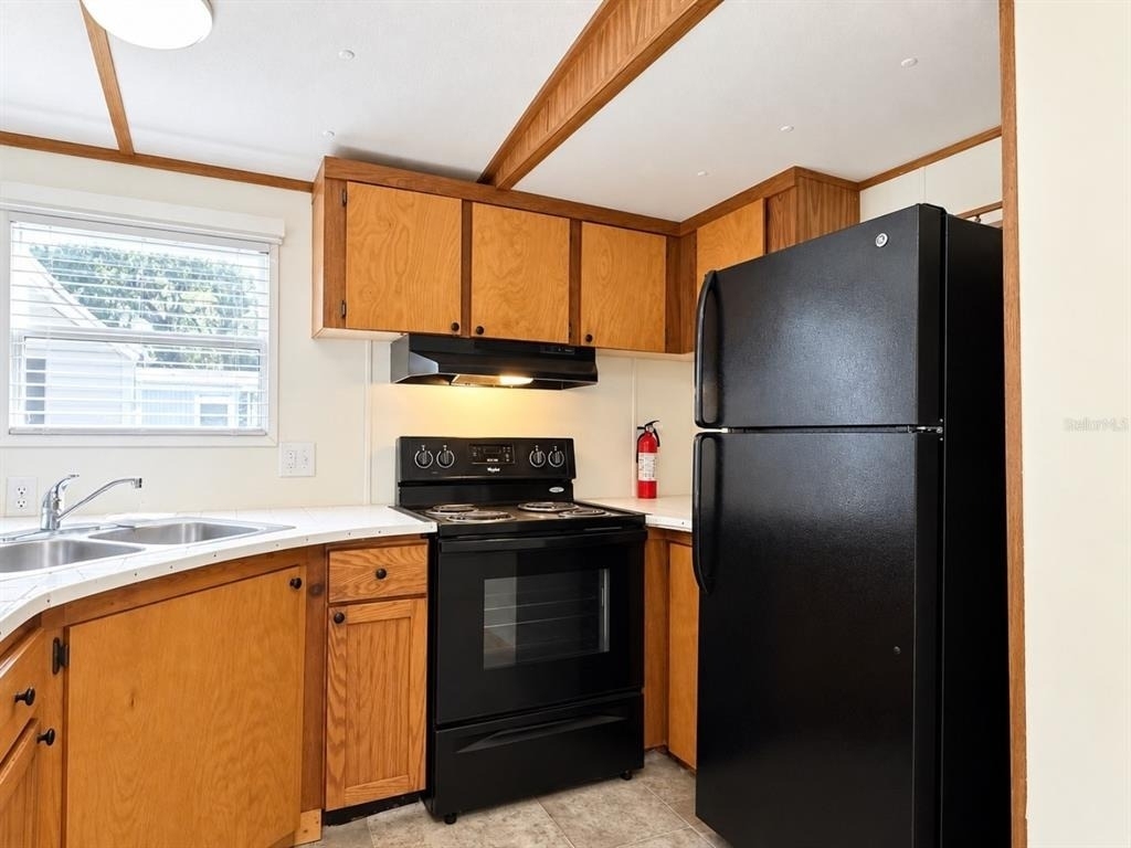 18100 Spangler Avenue - Photo 10
