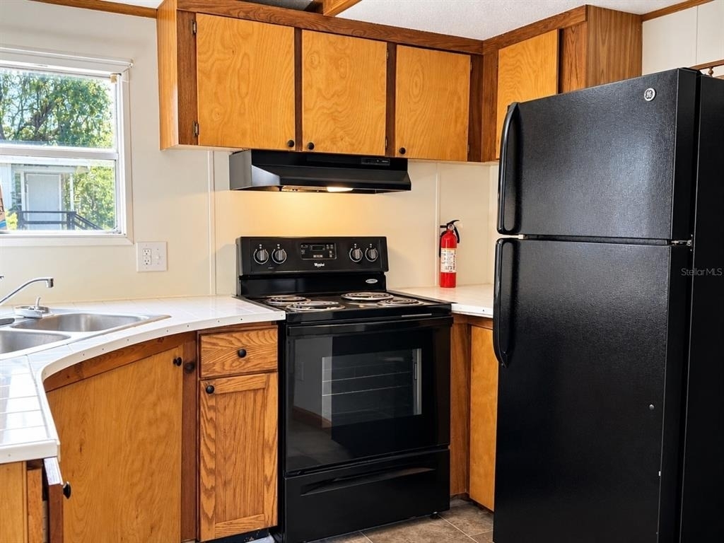 18100 Spangler Avenue - Photo 9