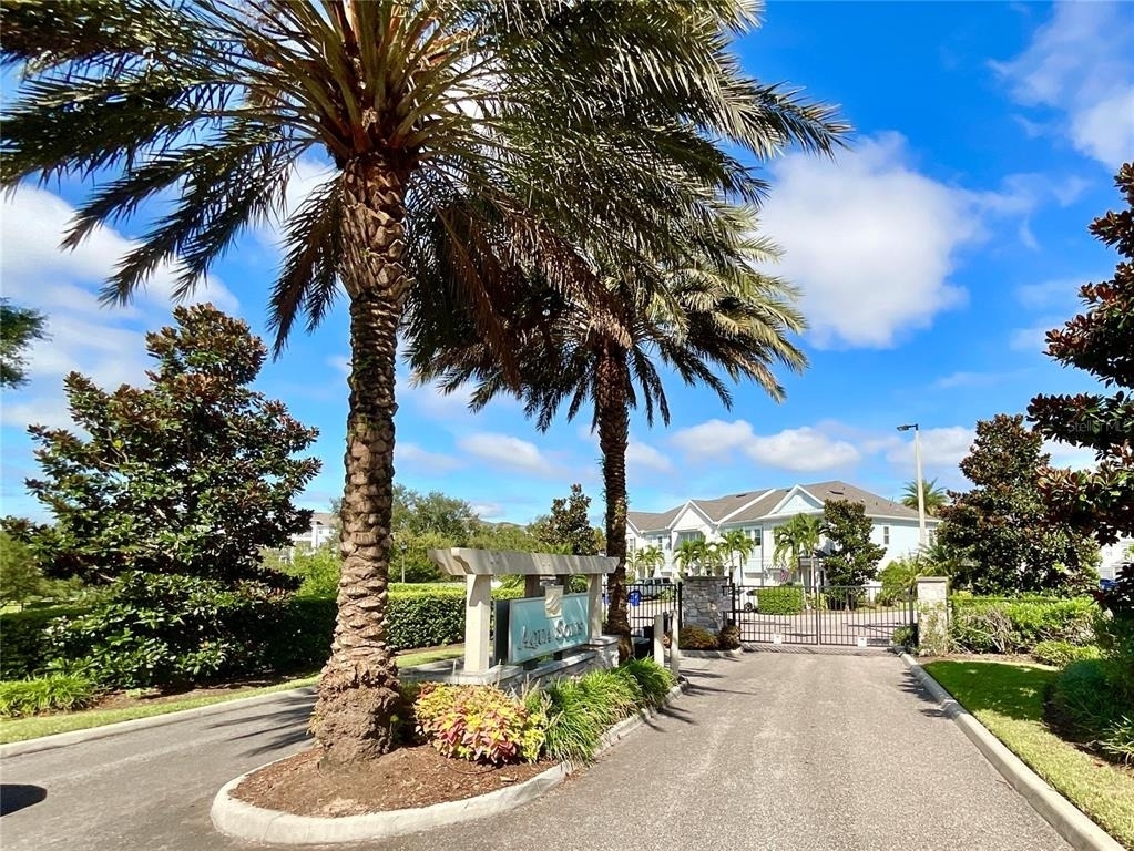 1104 Coral Lane - Photo 2