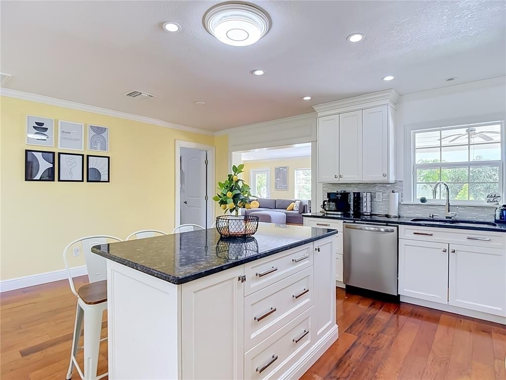 8261 Malvern Circle - Photo 13