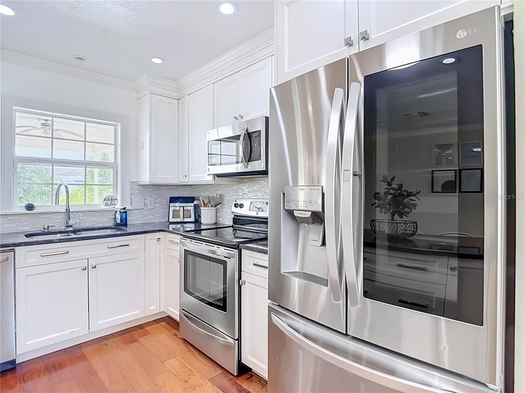8261 Malvern Circle - Photo 12