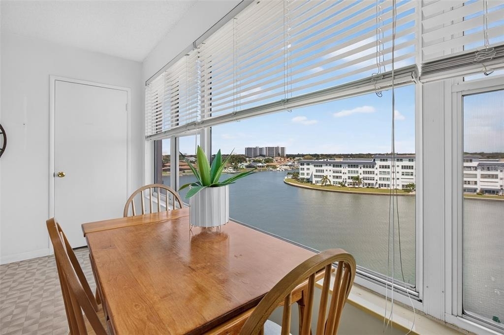 6025 Shore Boulevard S - Photo 9