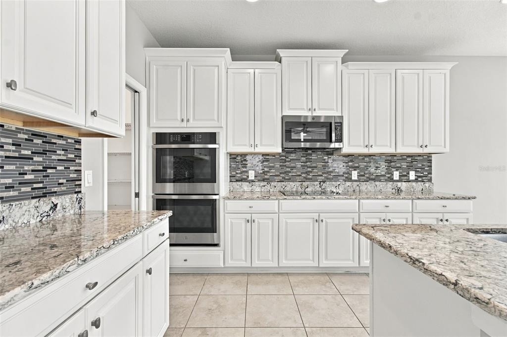 16159 Monterey Greens Circle - Photo 23