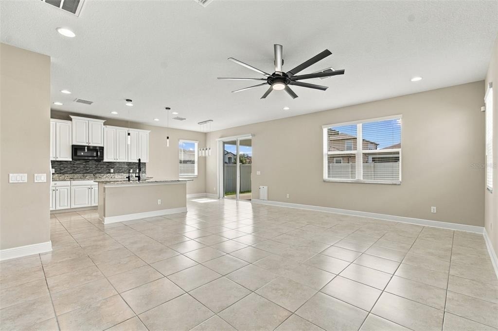 16159 Monterey Greens Circle - Photo 18
