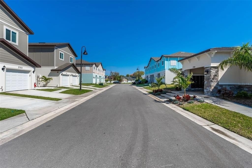 2053 Silverstone Circle - Photo 12