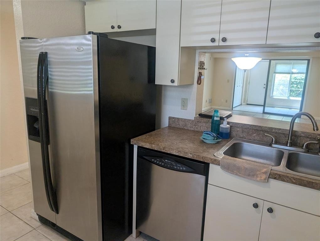 3044 Eastland Boulevard - Photo 5