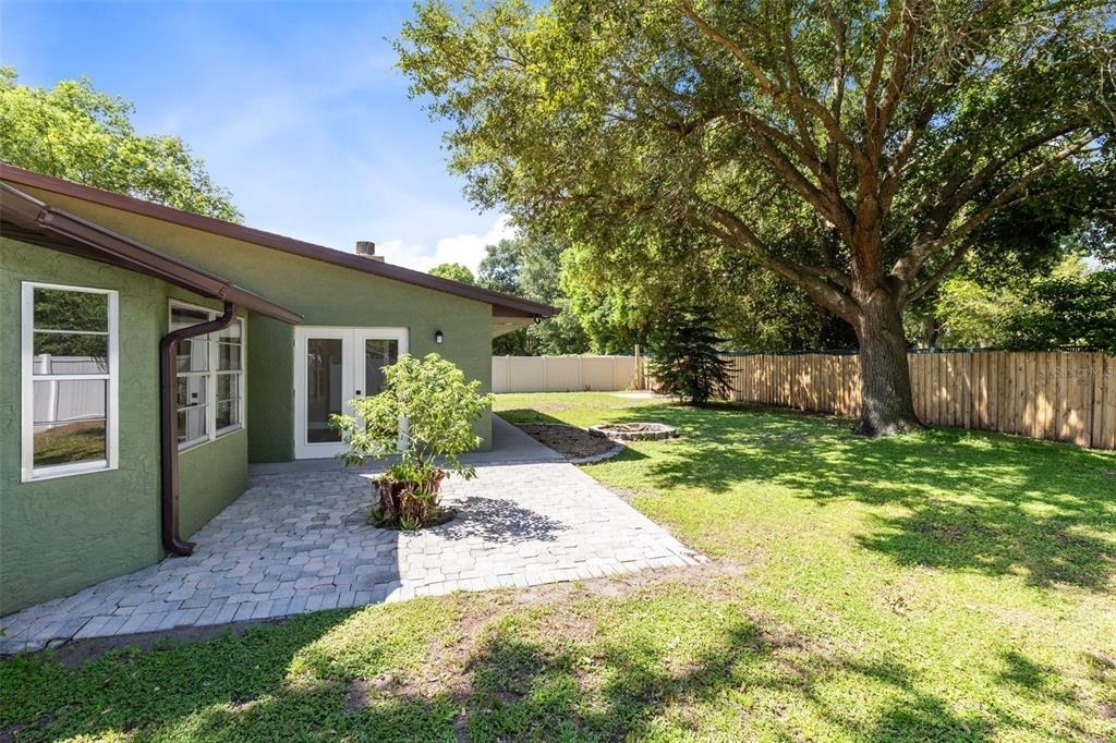 910 Whisler Court - Photo 31