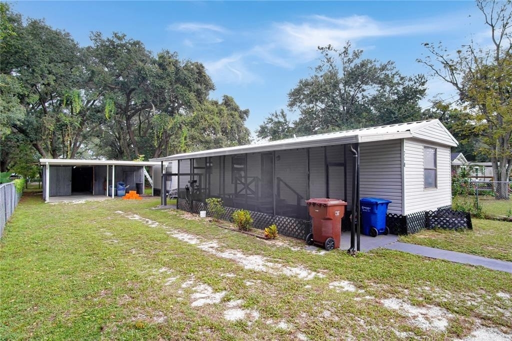 718 1st Street - Photo 4