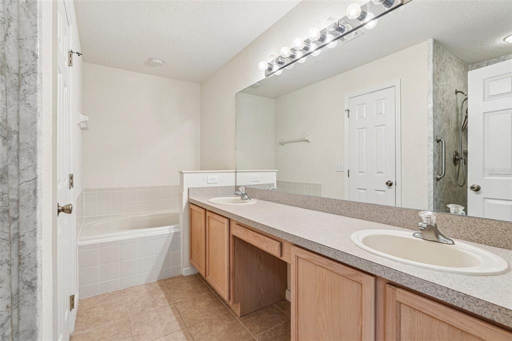 14261 Turning Leaf Drive - Photo 16