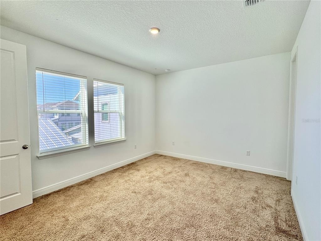 9725 Neruda Street - Photo 32