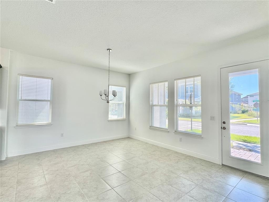 9725 Neruda Street - Photo 14