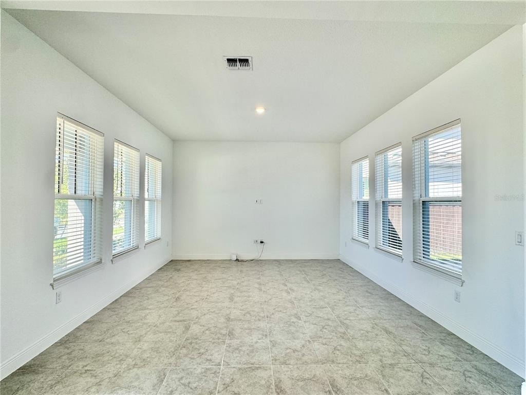 9725 Neruda Street - Photo 13