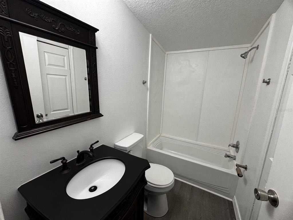 1001 Ne 77th Street - Photo 6