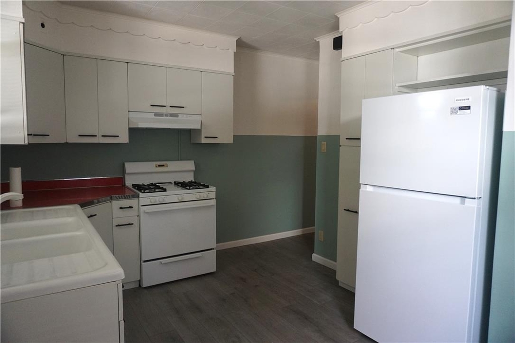 2140 W Washington Street - Photo 10