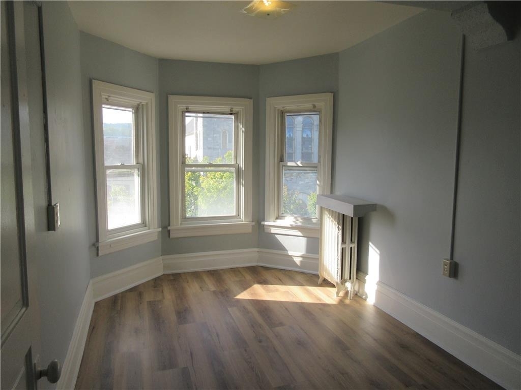 87 E Broad Street - Photo 15