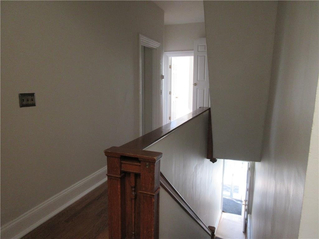 87 E Broad Street - Photo 2