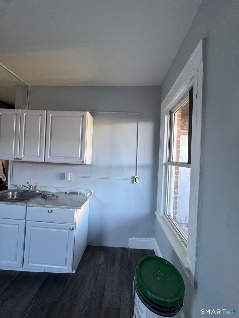 159 Charles Street - Photo 5