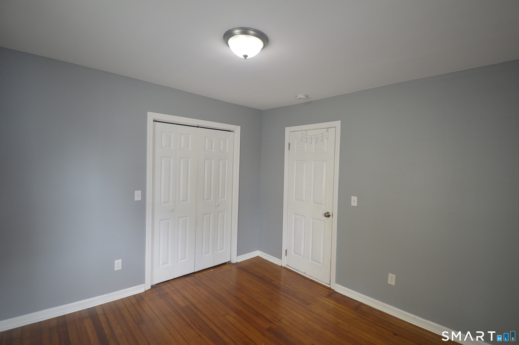 807 Brewster Street - Photo 6
