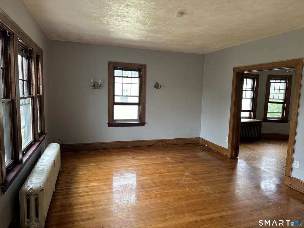 35 Woodmere Road - Photo 2