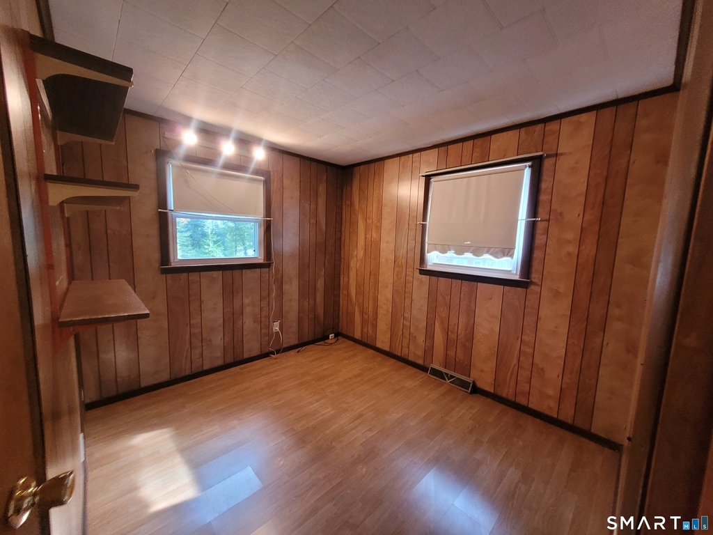 5 Laurel Drive - Photo 12