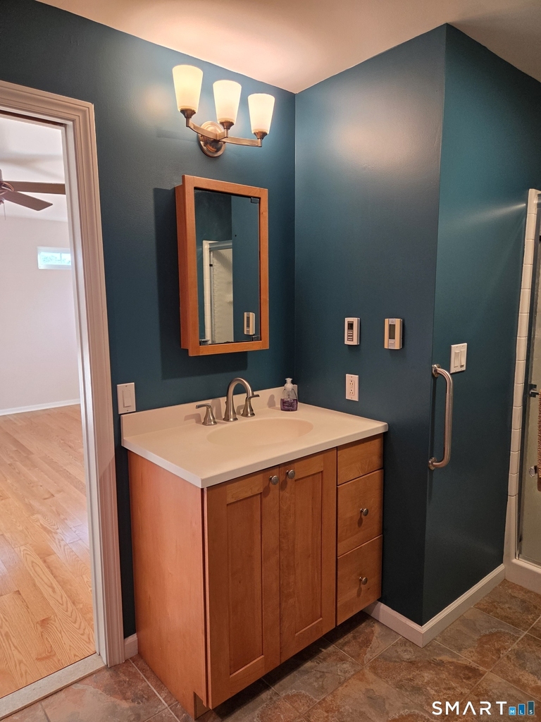 35 1/2 Lafayette Street - Photo 12