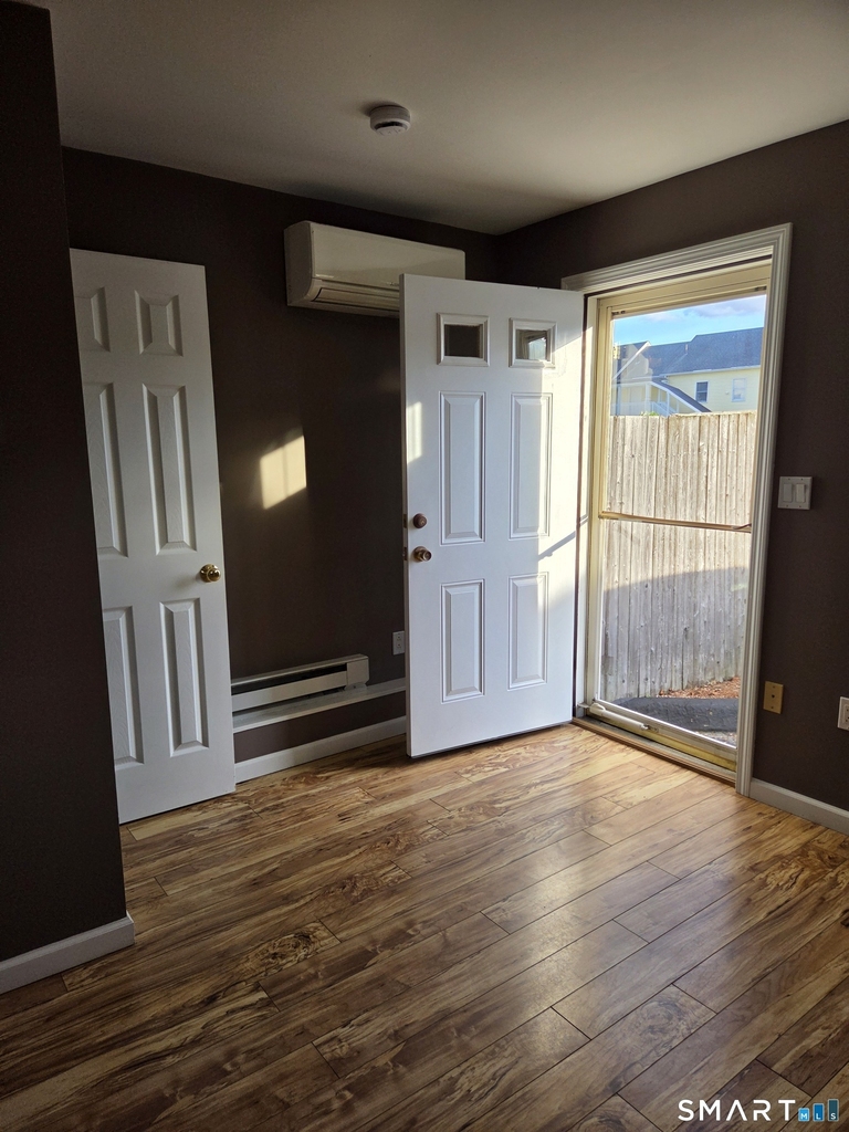 35 1/2 Lafayette Street - Photo 5