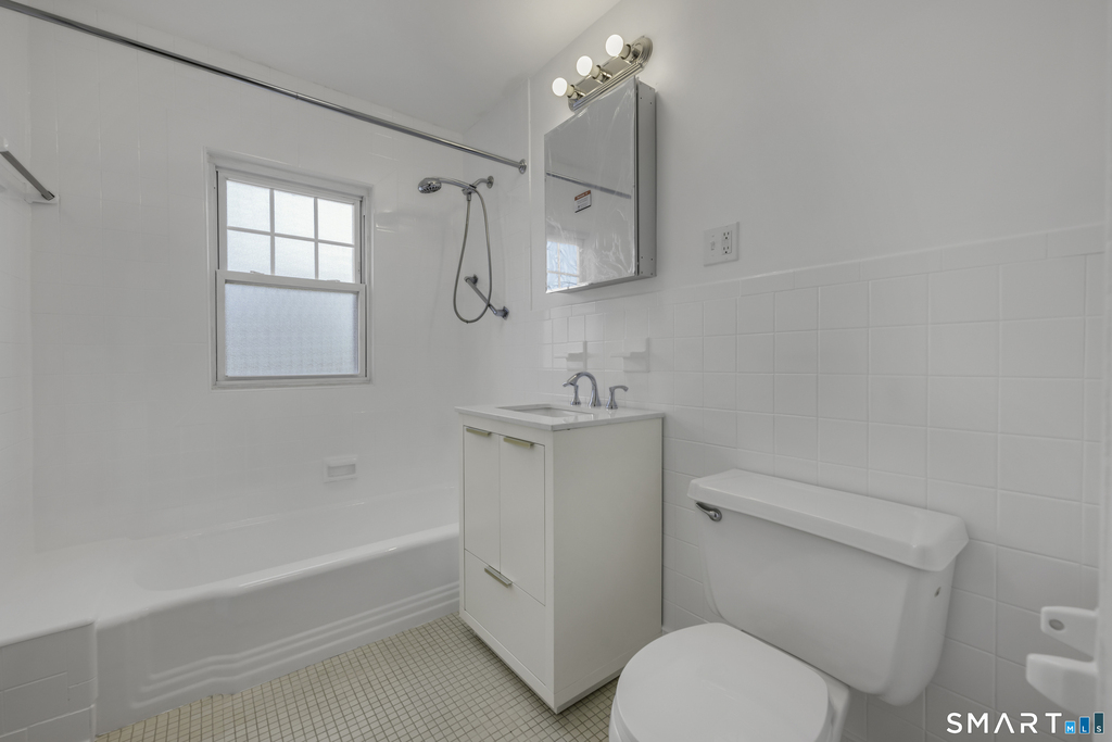 78 Lancaster Road - Photo 6