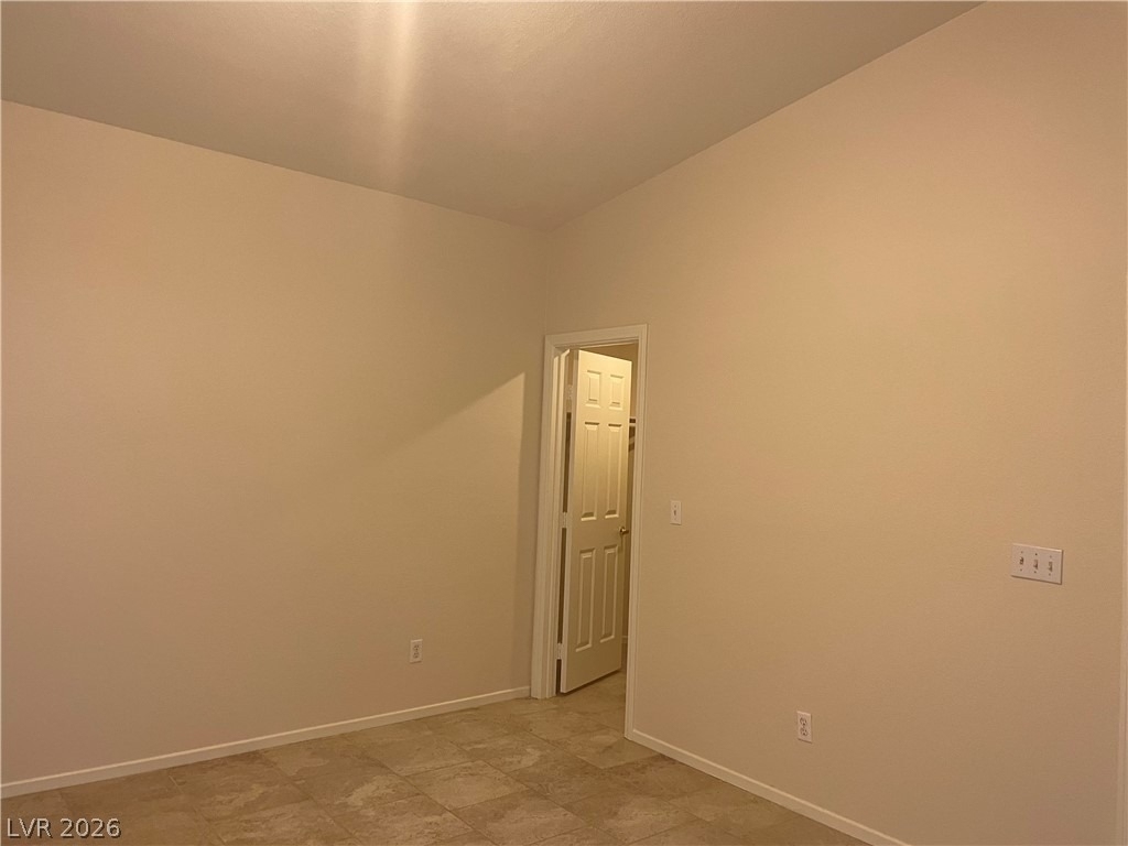 2400 Miki Court - Photo 7