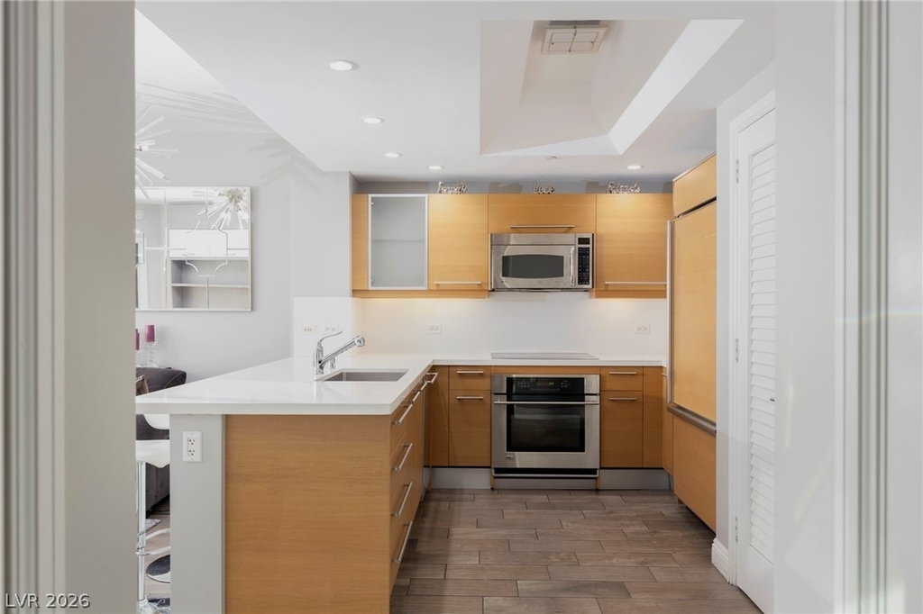 222 Karen Avenue - Photo 4
