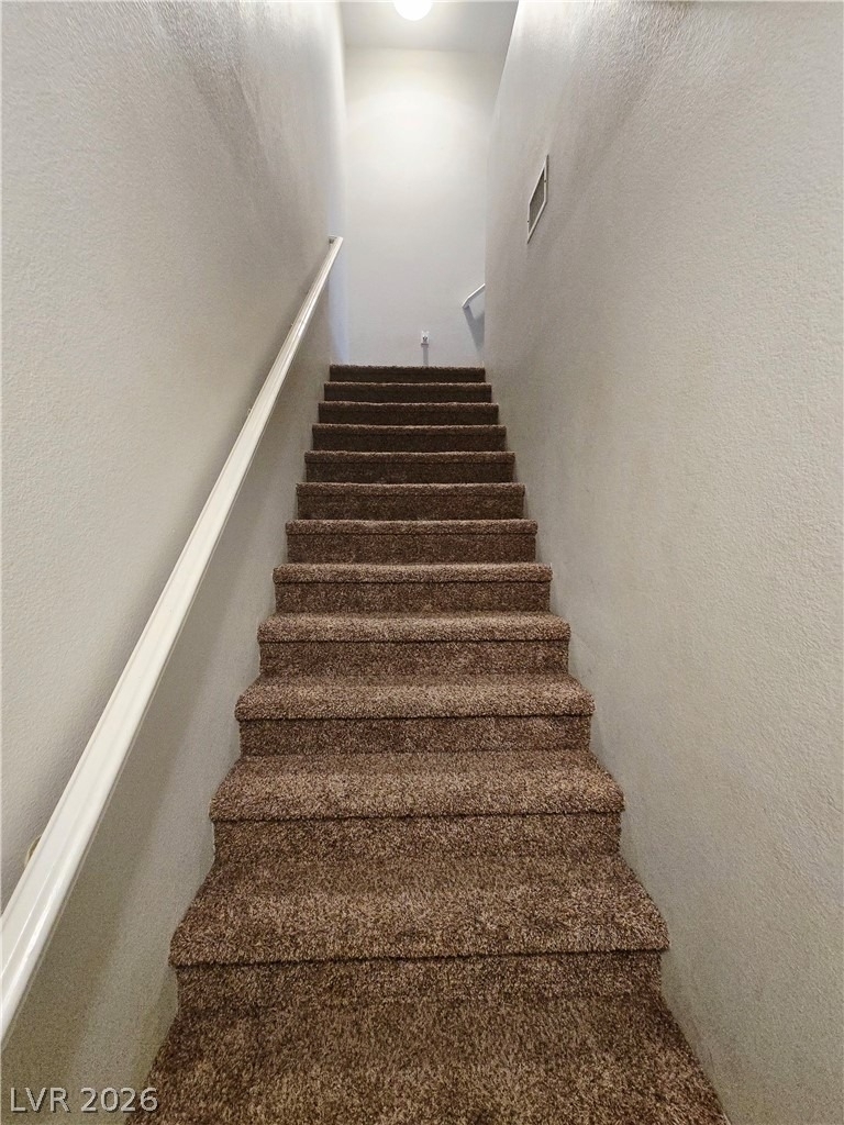4028 Smokey Fog Avenue - Photo 4