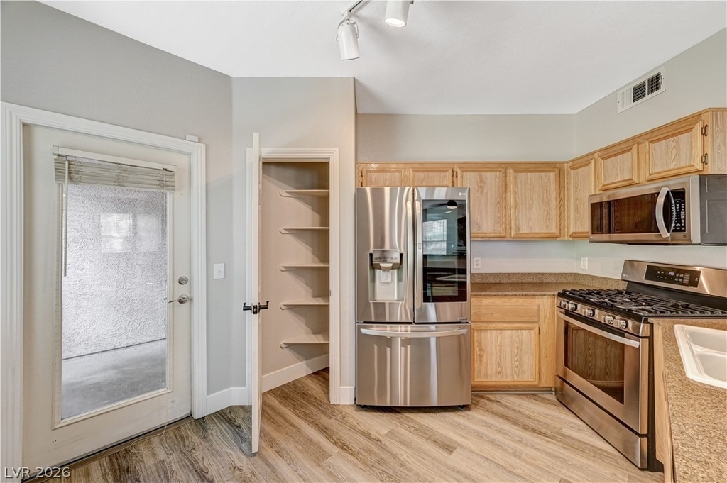 10001 Peace Way - Photo 13