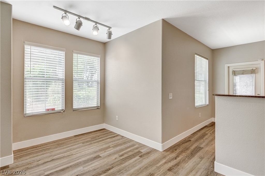10001 Peace Way - Photo 7
