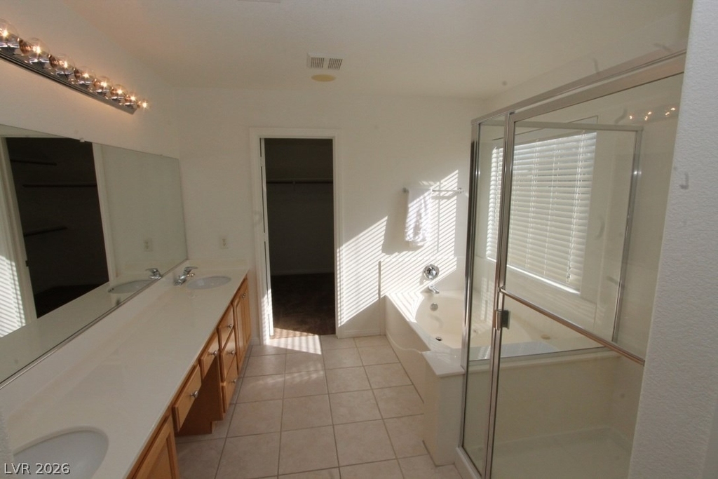 8247 Azure Shores Court - Photo 27