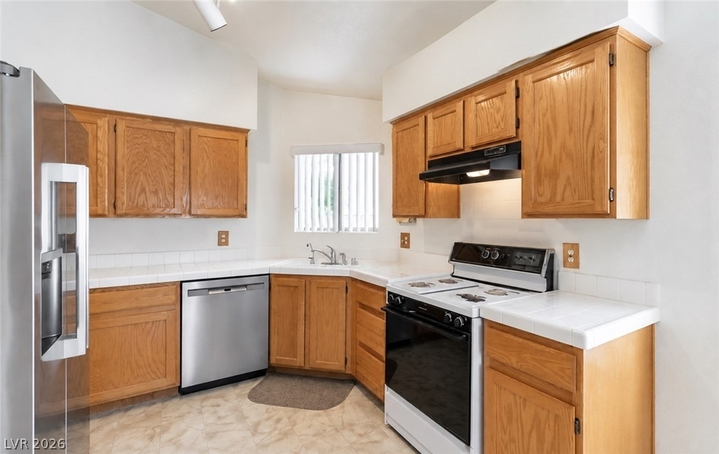 9416 Hershey Lane - Photo 7