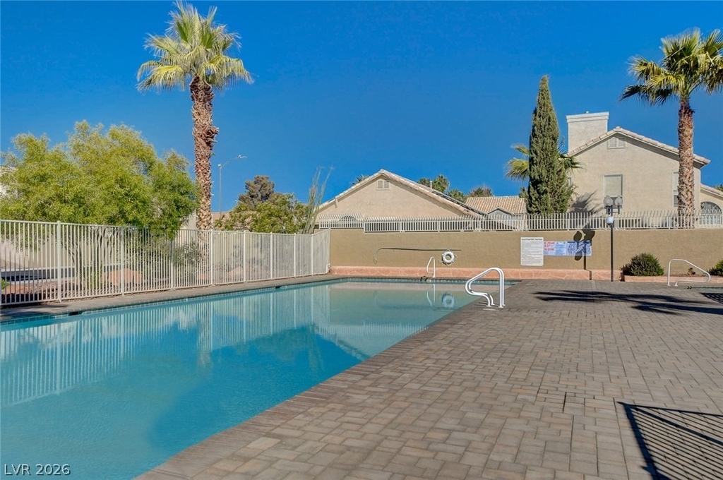 7709 Beach Falls Court - Photo 32