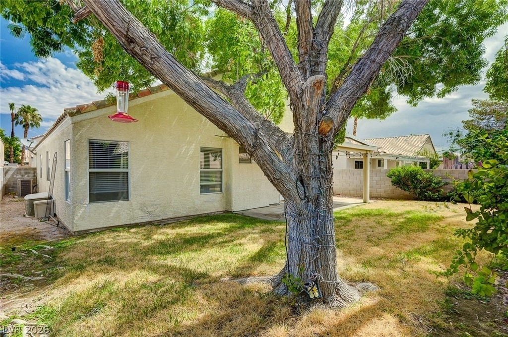 7709 Beach Falls Court - Photo 27