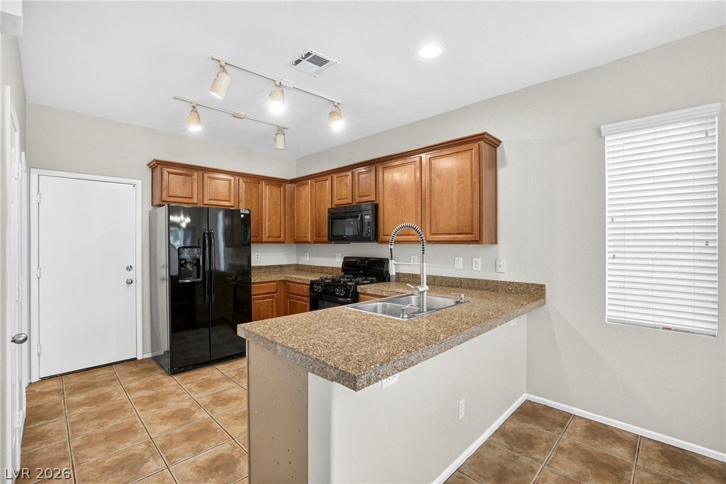 9132 Blue Raven Avenue - Photo 9