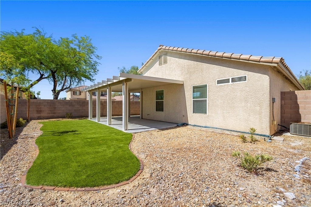 6420 Kenya Springs Street - Photo 23